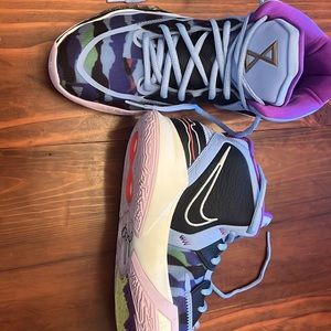 Kyrie Infinity new, sz 12